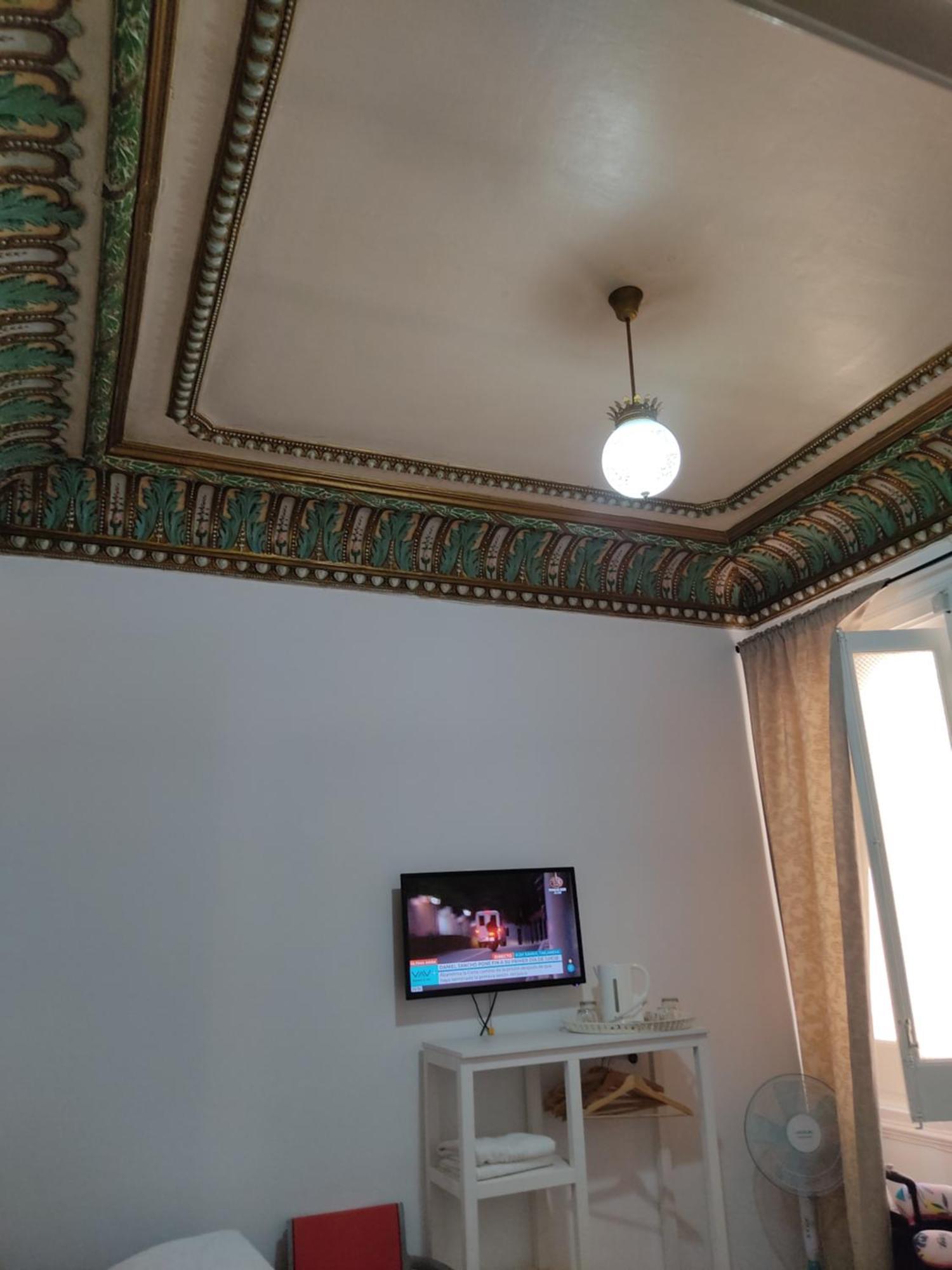 Hotel Grand Via House Madrid Esterno foto