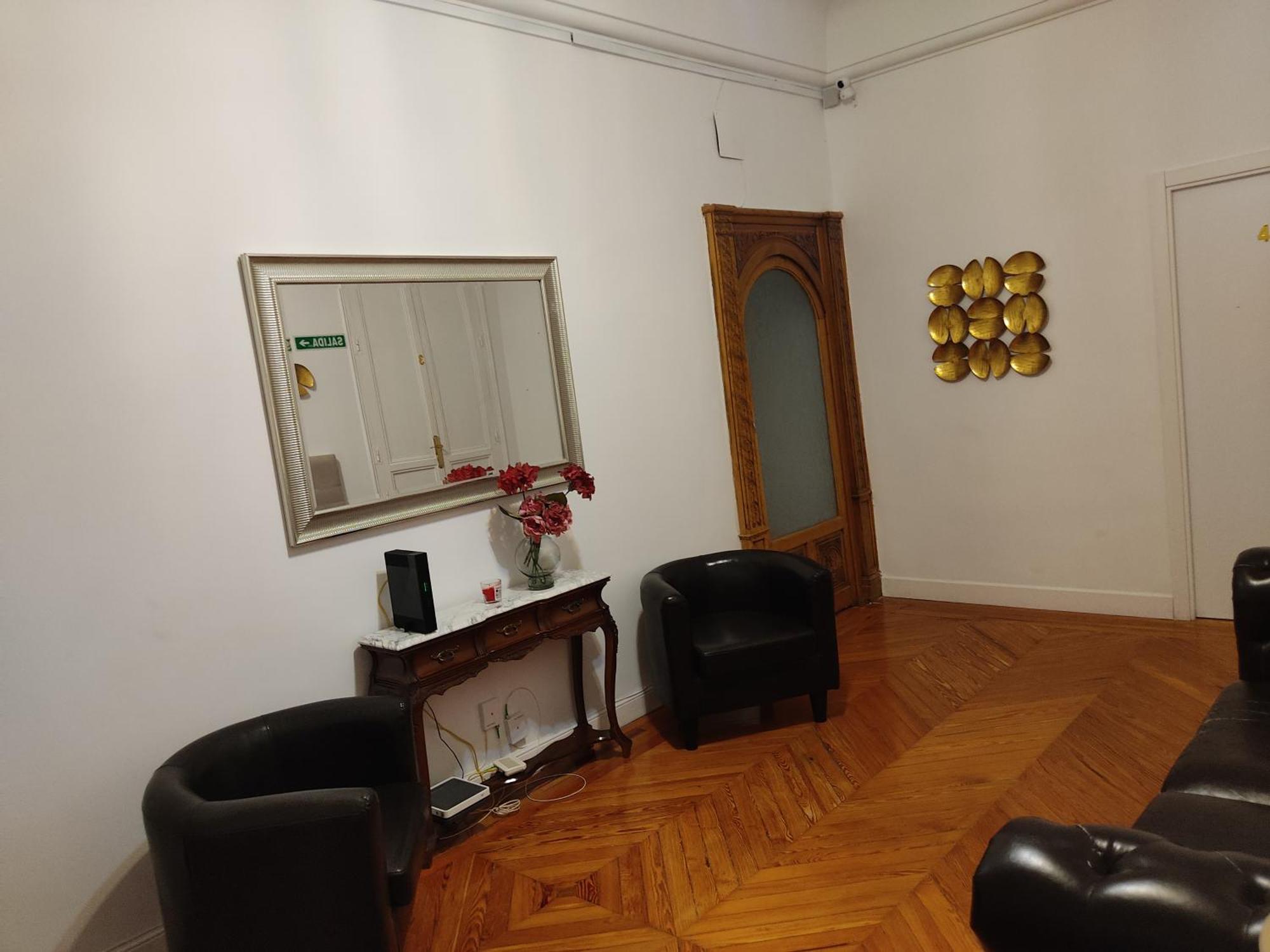 Hotel Grand Via House Madrid Esterno foto