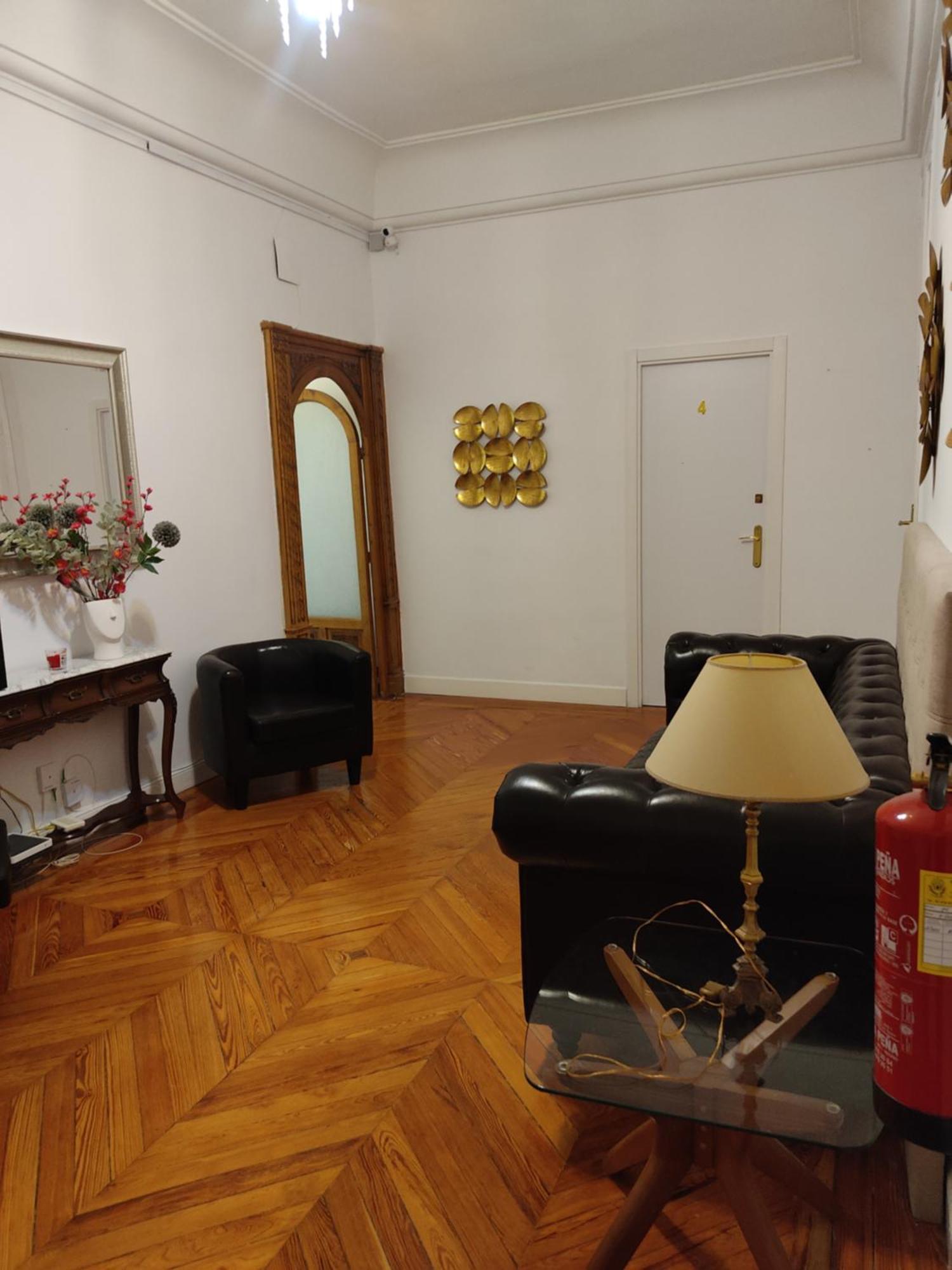 Hotel Grand Via House Madrid Esterno foto