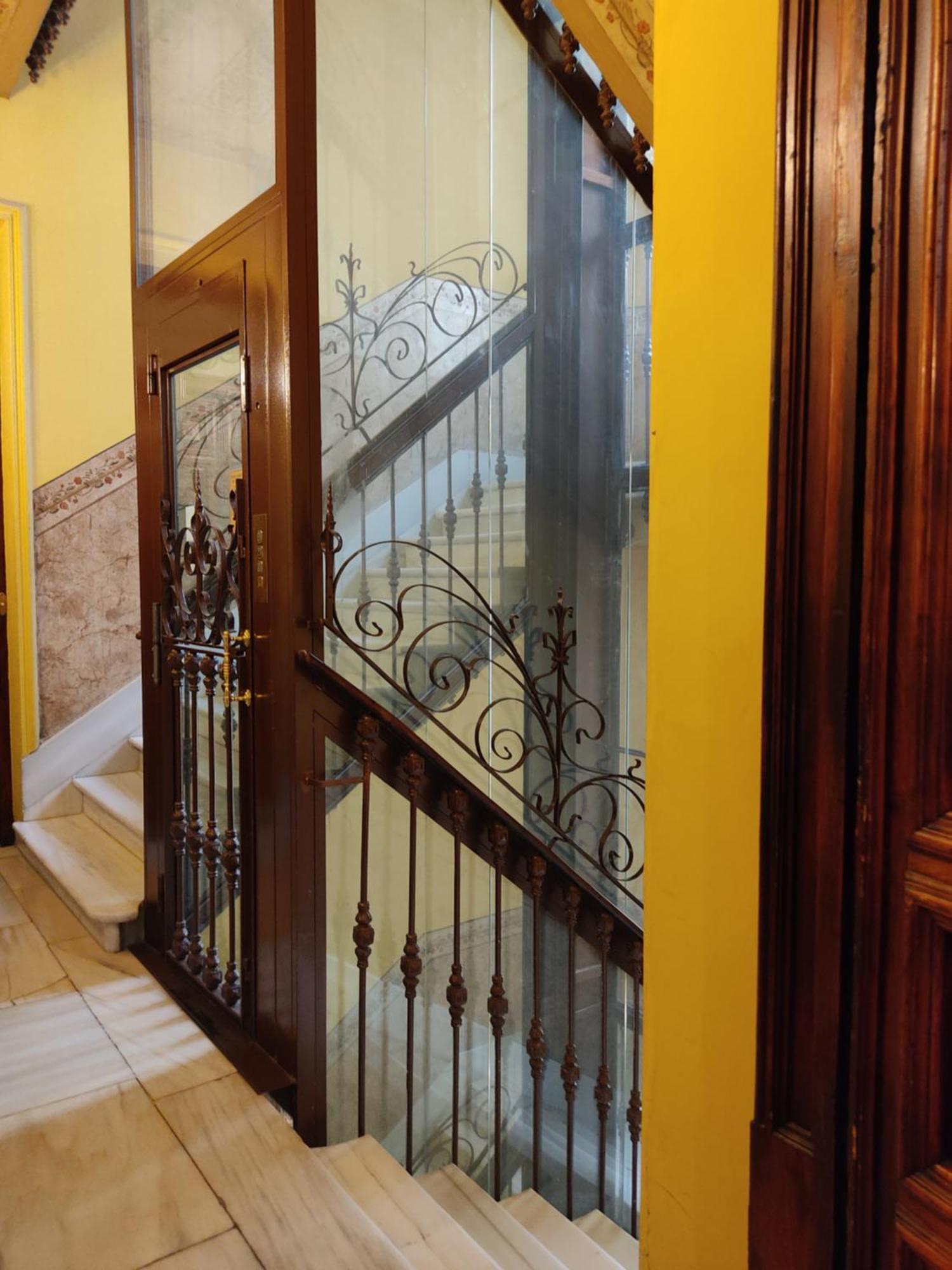Hotel Grand Via House Madrid Esterno foto