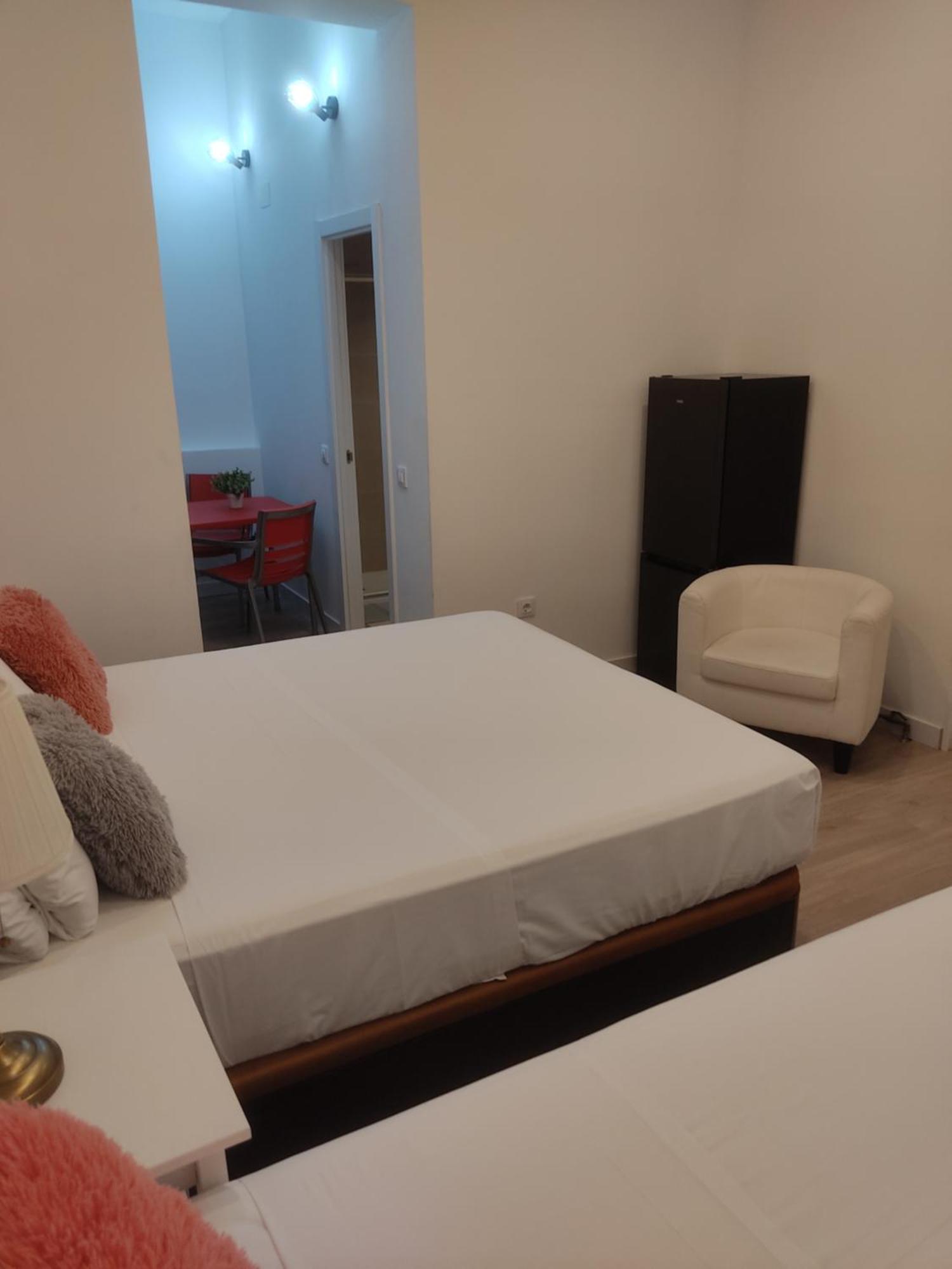 Hotel Grand Via House Madrid Esterno foto