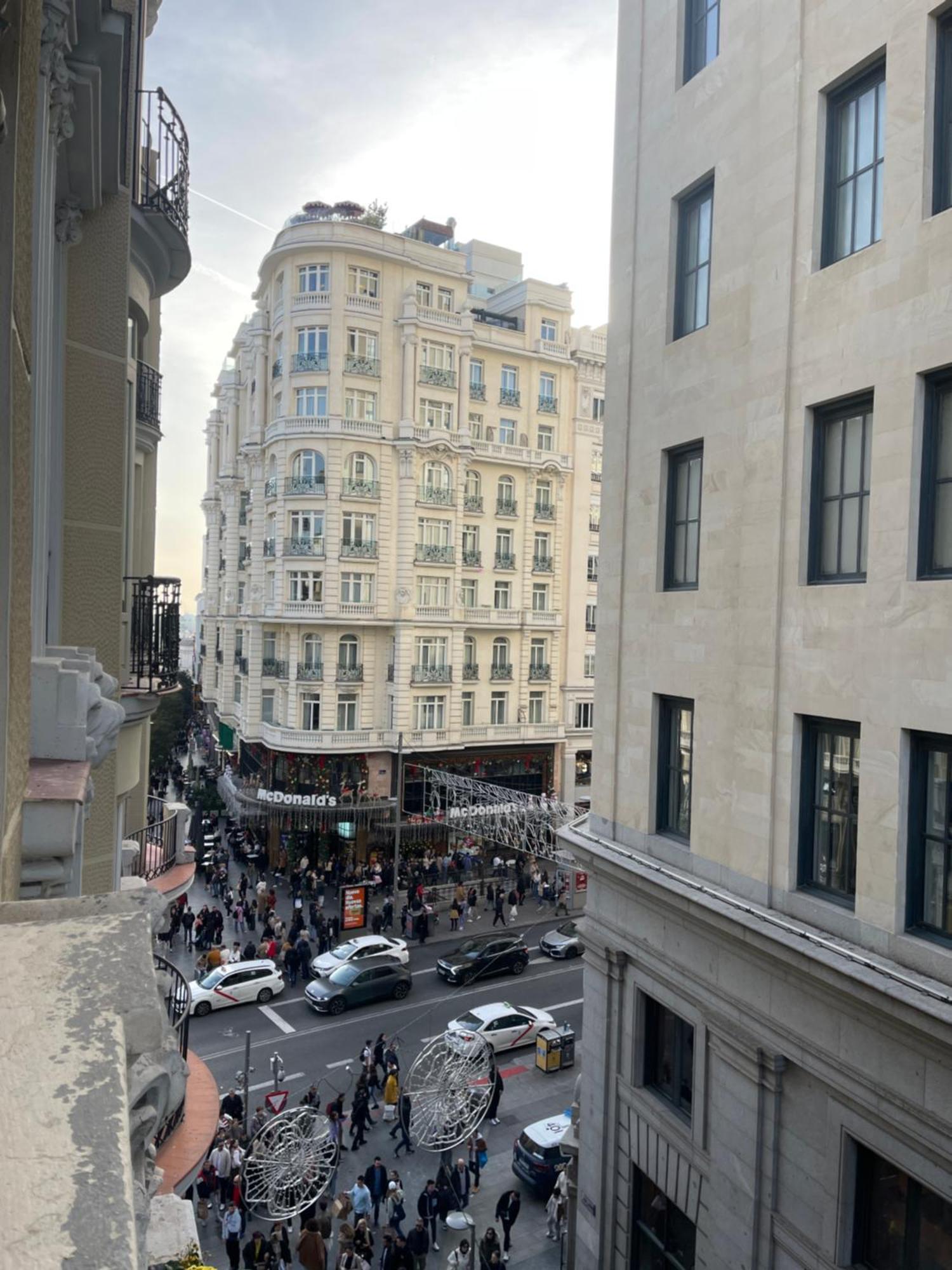 Hotel Grand Via House Madrid Esterno foto