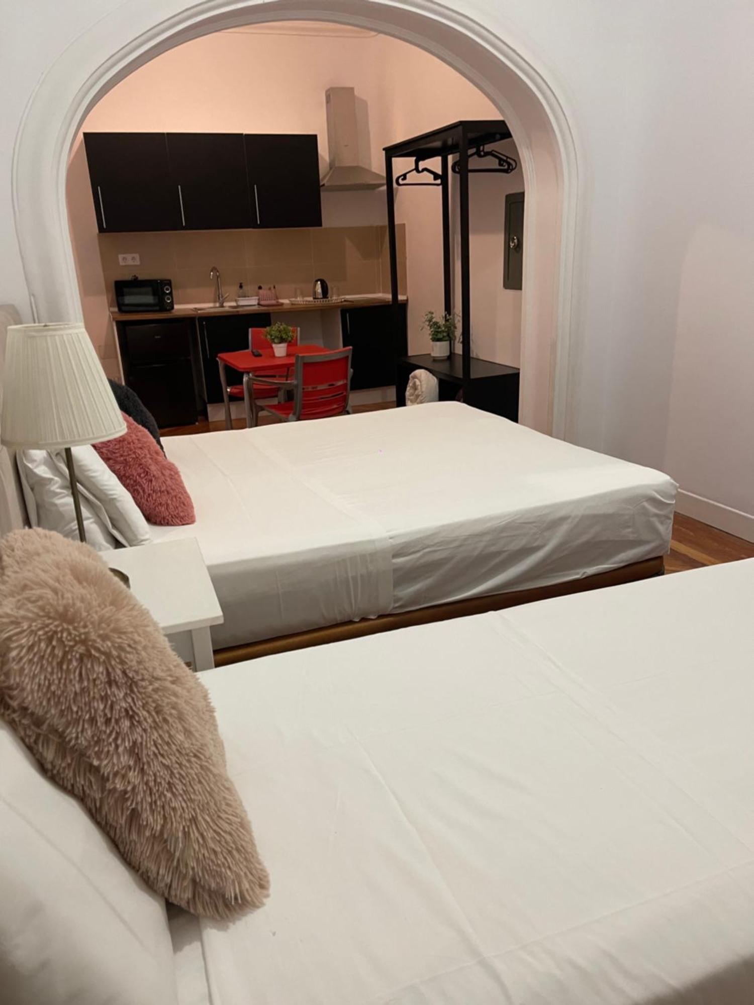 Hotel Grand Via House Madrid Esterno foto